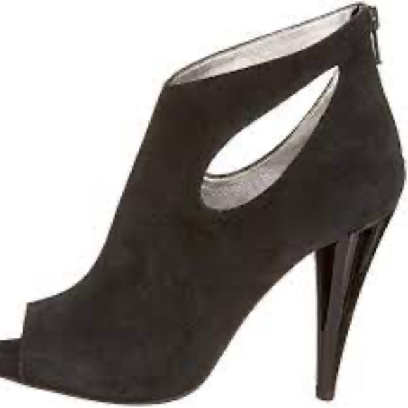 7 For All Mankind Shoes - 7 For All Mankind Neely Zip Peep Toe Bootie  size 9.5 Black